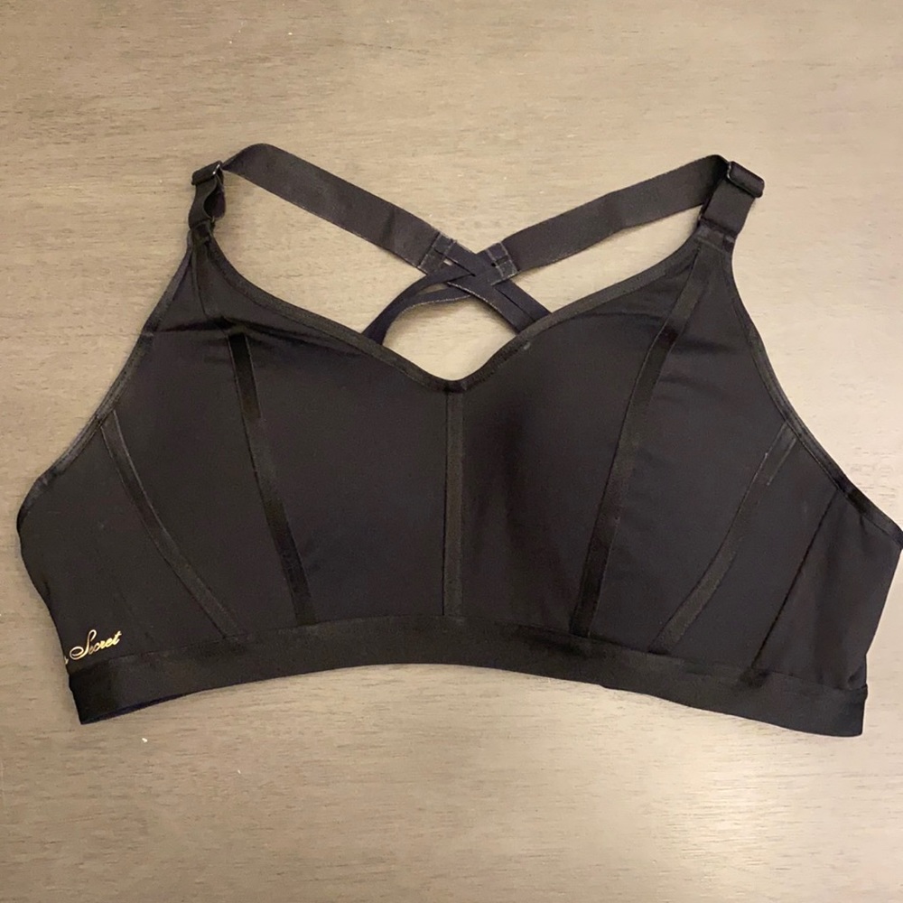 Victoria's Secret Black Sports Bra